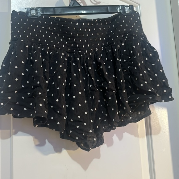 Free people skort size medium polka dot black and white - Picture 3 of 3